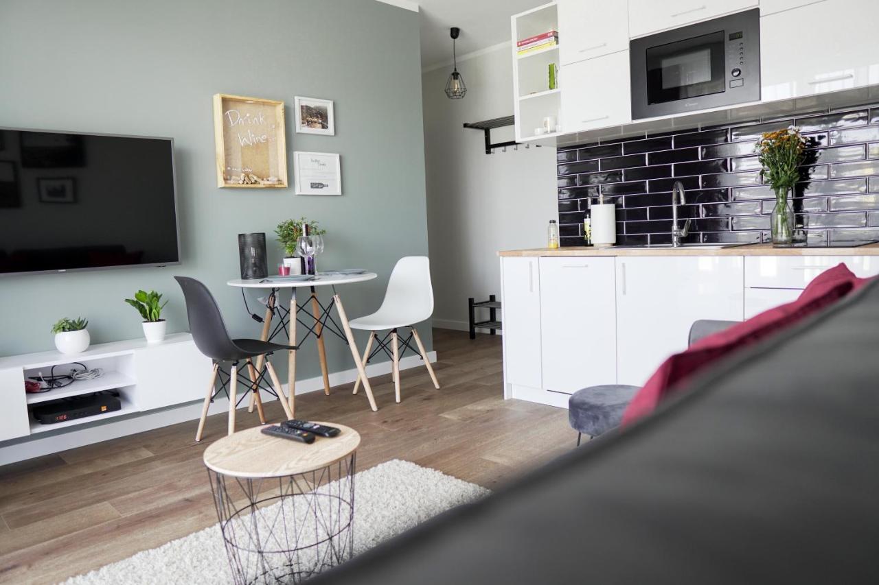 Vizzit Us Premium Apartments وارسو المظهر الخارجي الصورة